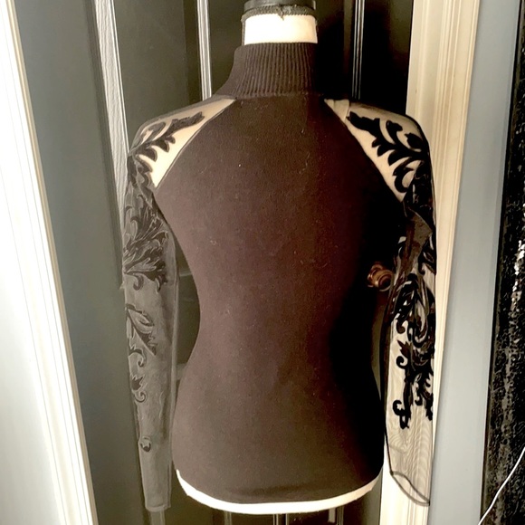 INC Beautiful detailed sweater 🖤 - Picture 4 of 4